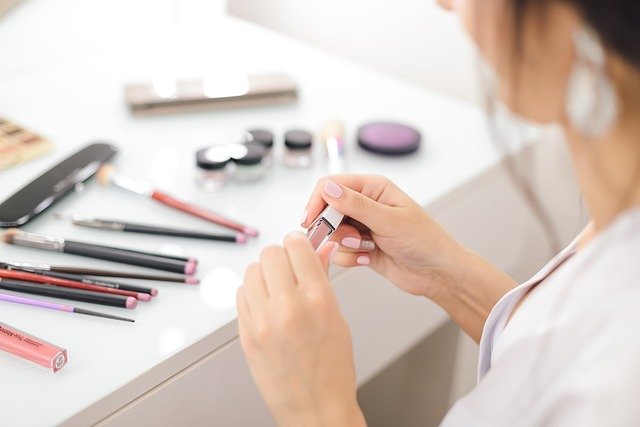 Cómo Escoger el Maquillaje Perfecto para tu Quinceañera